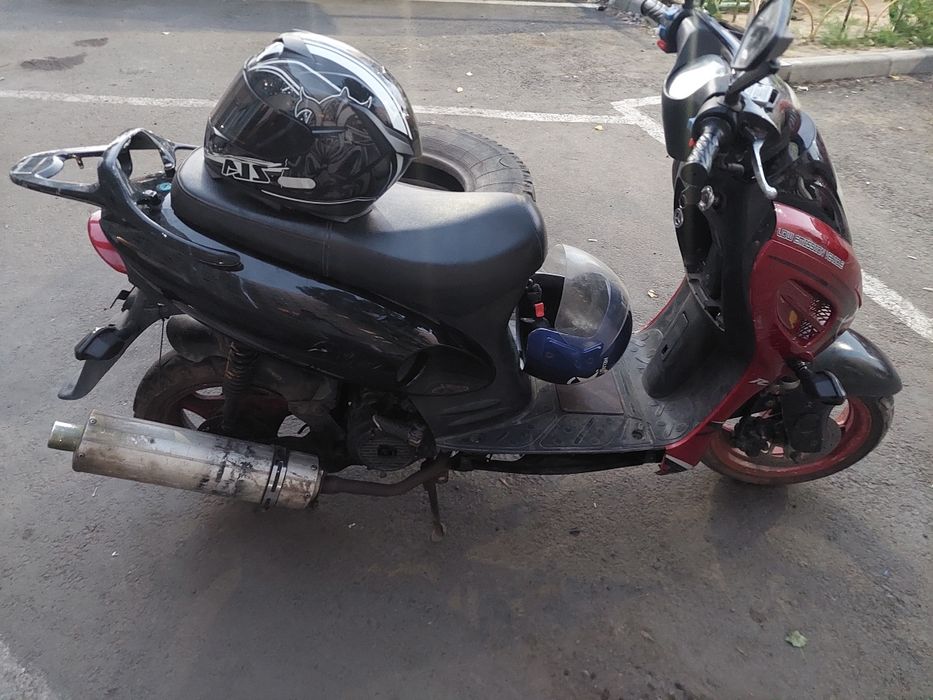 Продам скутер 125 кубов