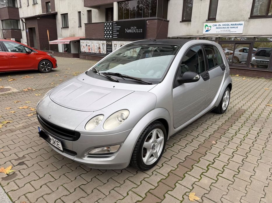 Smart Forfour Smart ForFour 2007   1.1 Benzină   75CP   Premium  Km 194.000 Reali