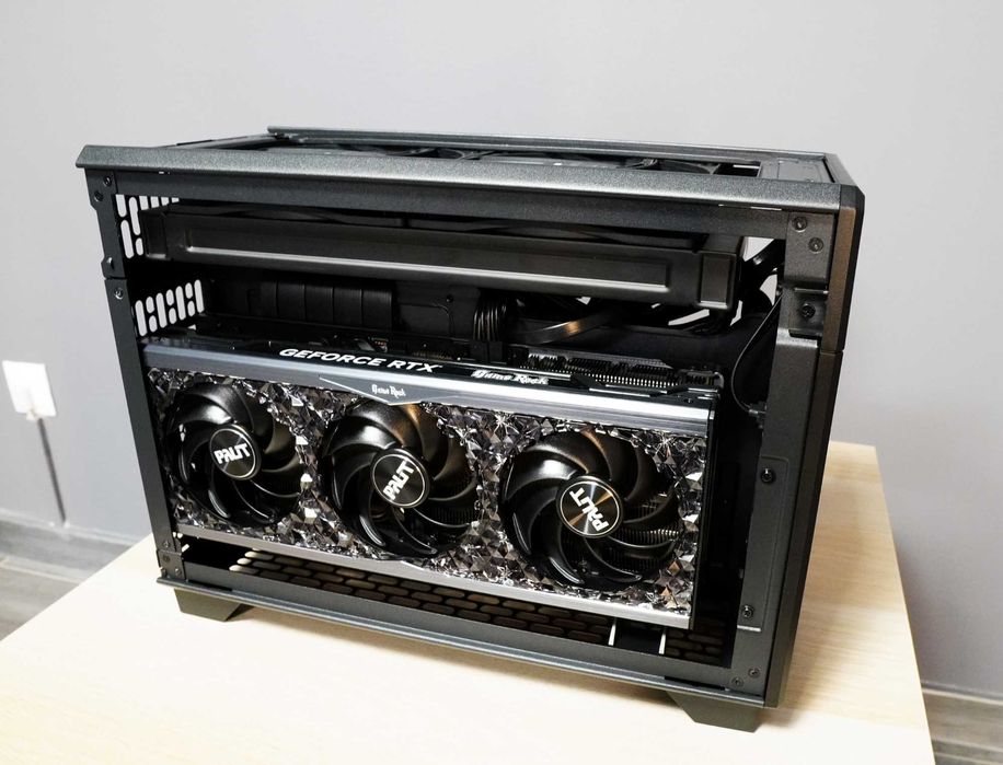 Mini ITX  128 GB RAM DDR5