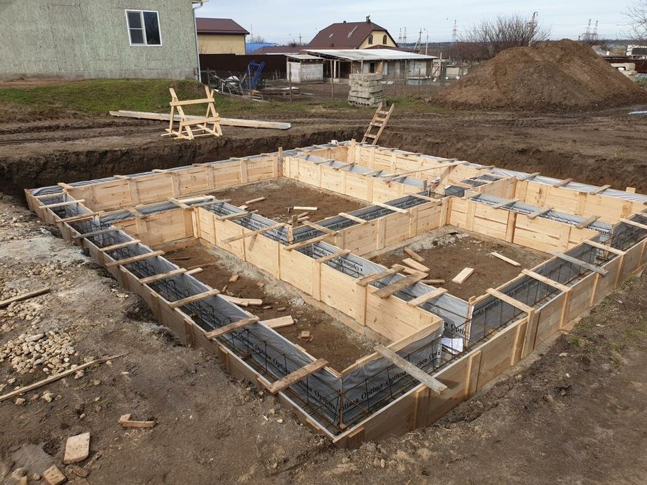 Заливка фундамента