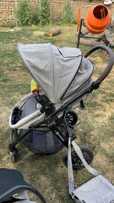 Комбинирана количка KINDERKRAFT MOOV 3В1 със столче (кошче) за кола