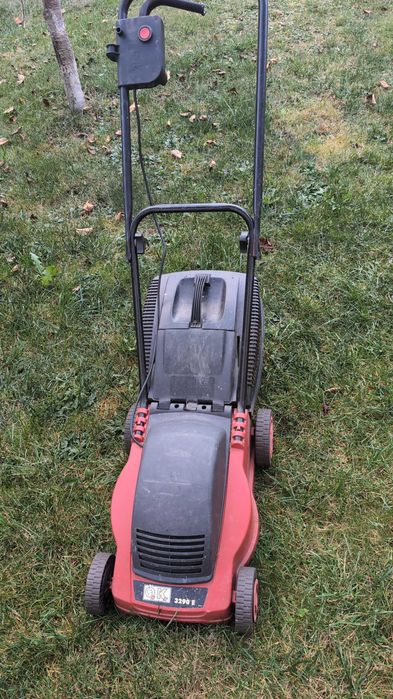 Masina de tuns iarba OK 3290 E