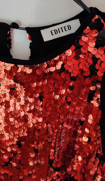 Нова парти рокля