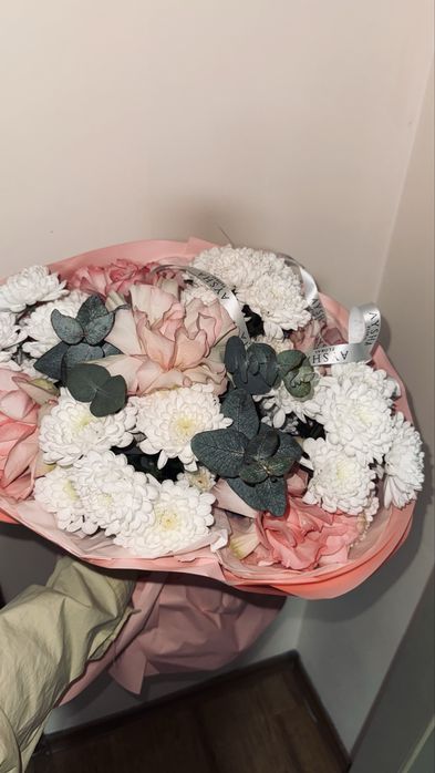 Букет цветов сатылады омирде улкенирек