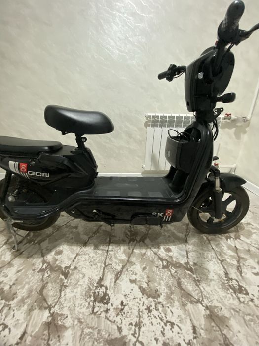 Скутер велосипед Sk8