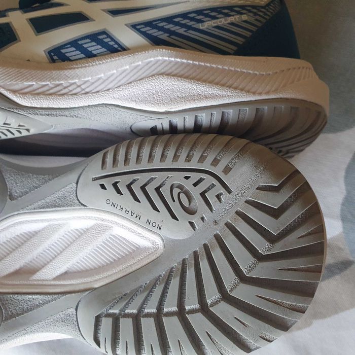 Детски маратонки ASICS