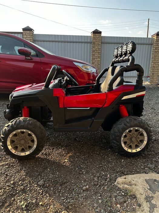 Детское машина двух местны