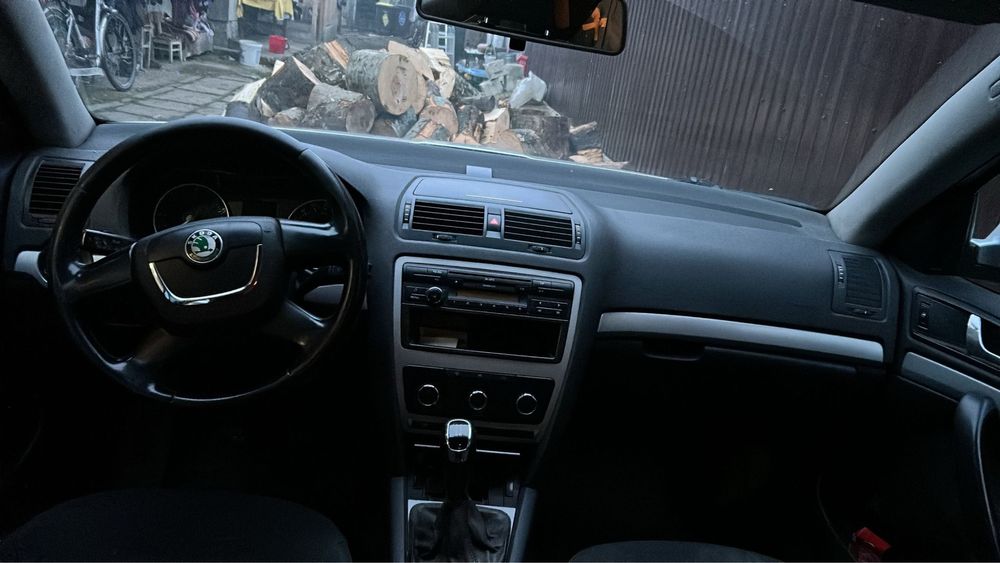 Skoda  Octavia 1.6 diesel 105 cp 2012