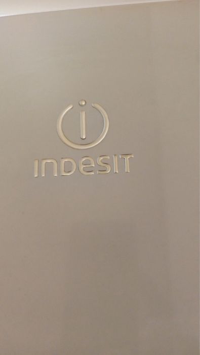 Хладилник İndesit