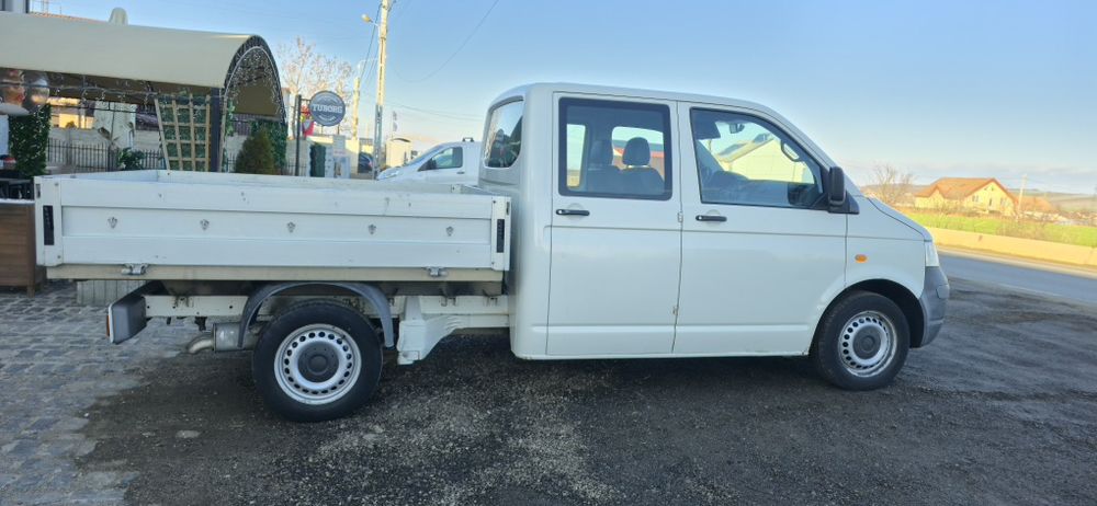 Vând vw transporter t5 doka