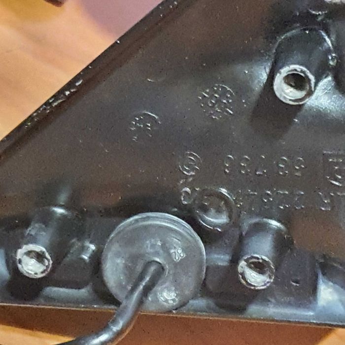 Продавам ОЕМ М огледала за бмв е36 купе/кабриолет.