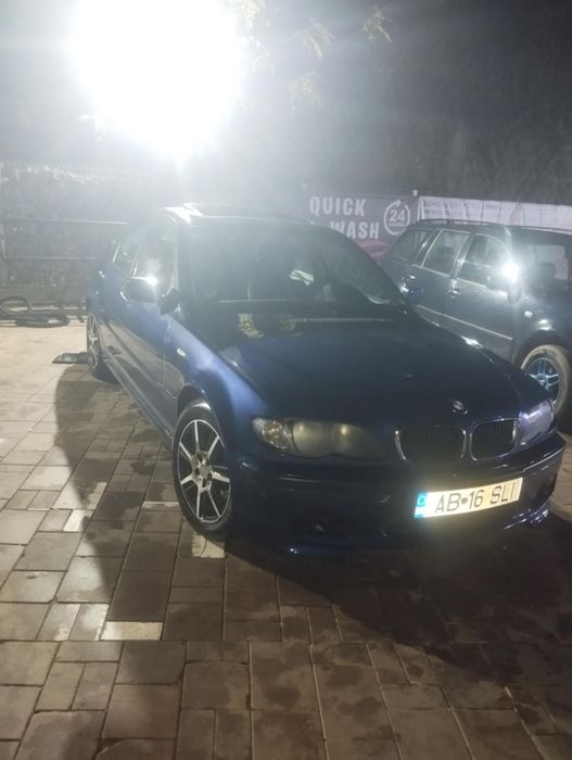 Vând BMW e46 in stare perfecta de funcționare