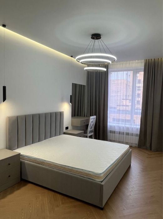 Спальный кровать