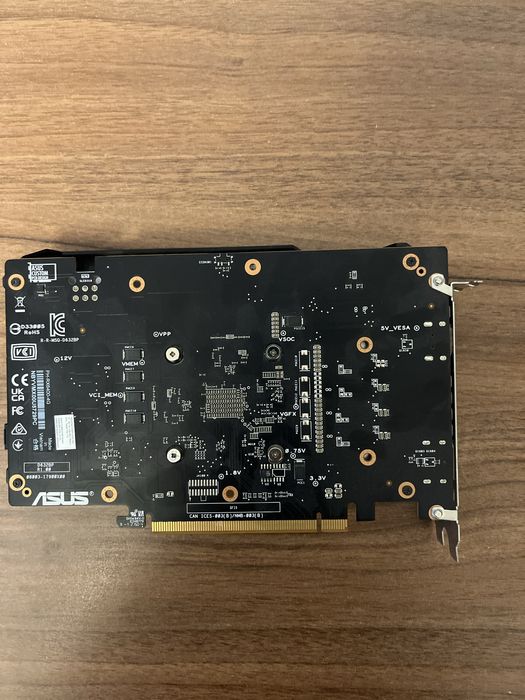 Placa Video Asus Rx 6400