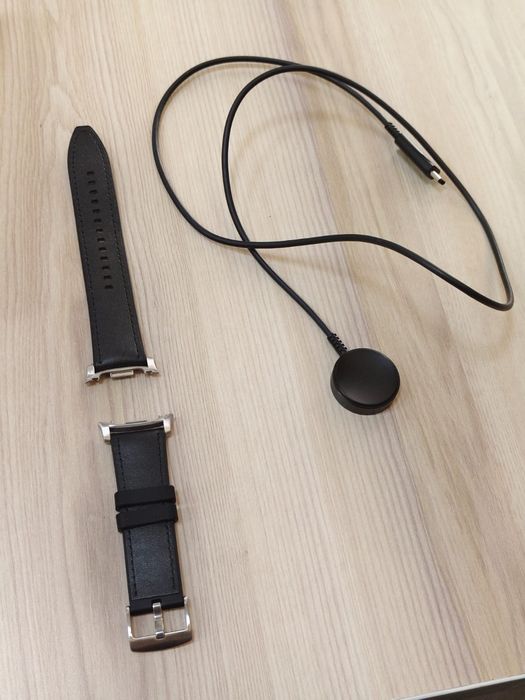 Часы Samsung Watch 8