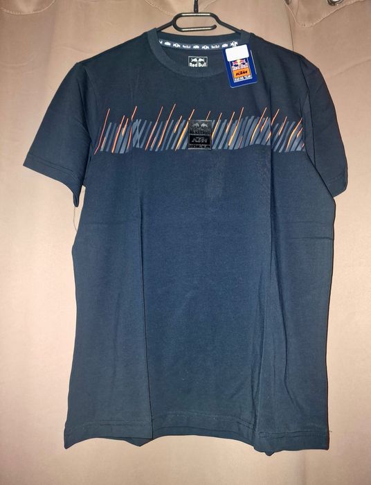 Tricou Red Bull  nou