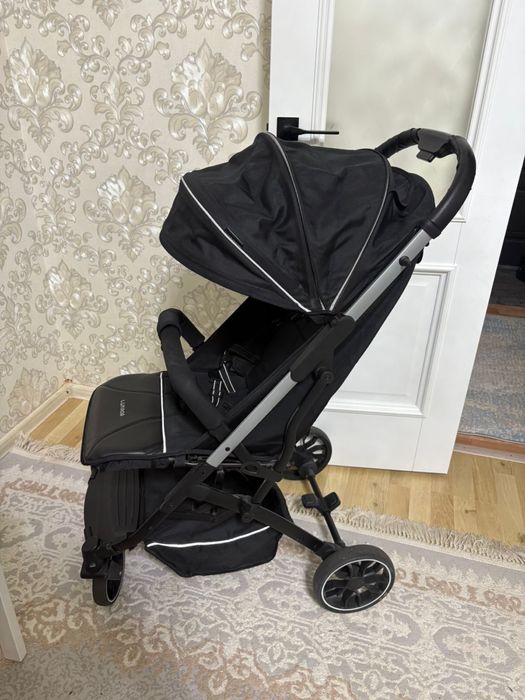 Продам прогулочную коляску