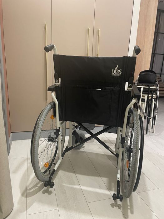 Инвалидное кресло