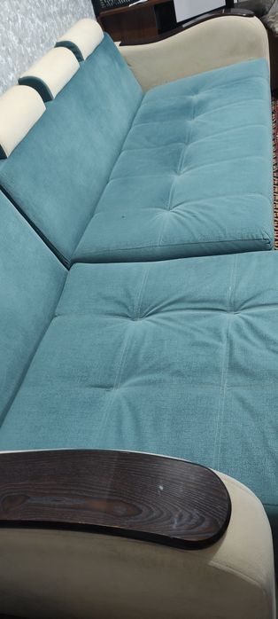 Продам диван и кресло