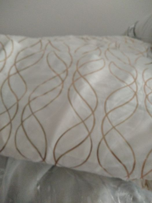 Тауар сатлад 10 метр нови метри 25000 дан