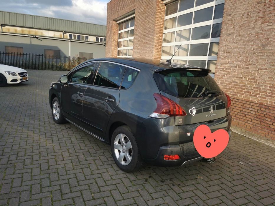 Peugeut 3008 hibrid
