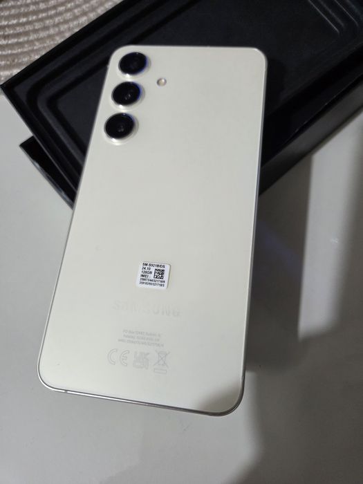 Смартфон Samsung  s24