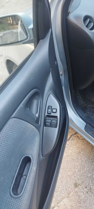 Toyota Yaris 1.0 VVT-i