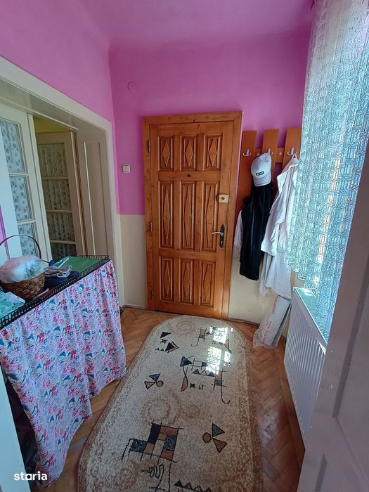Casa cu 3 camere si garaj / str. PACII