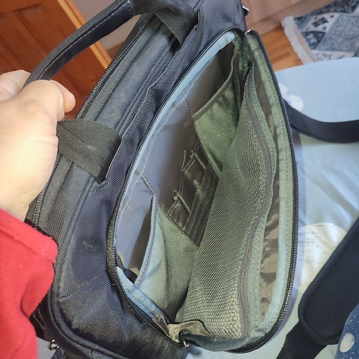 Geanta pentru laptop