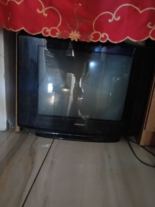 Vând pentru piese sau reparat