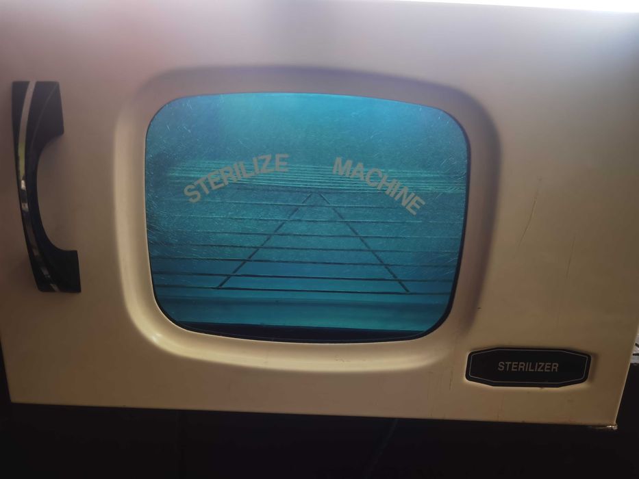 стерилизатор за инструмени