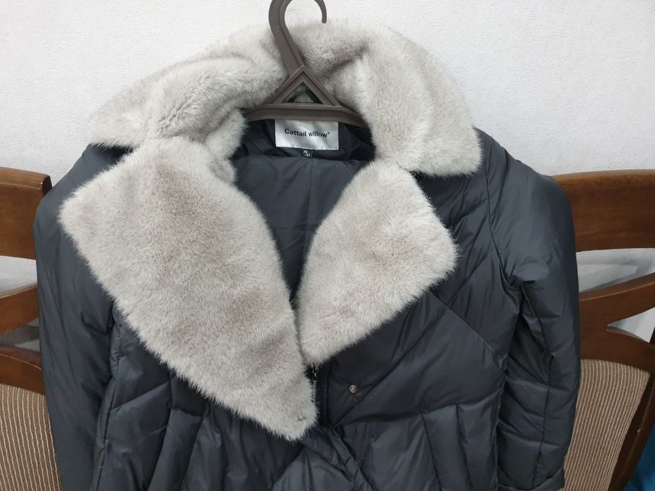 Продам зимнюю куртку