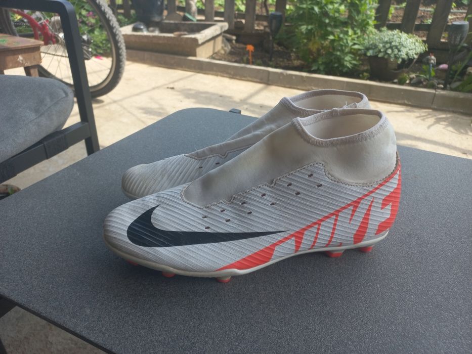 Бутонки Nike Бели/Червени