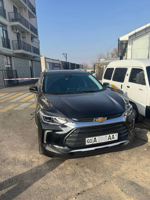 Tracker 2 premier rodnoy