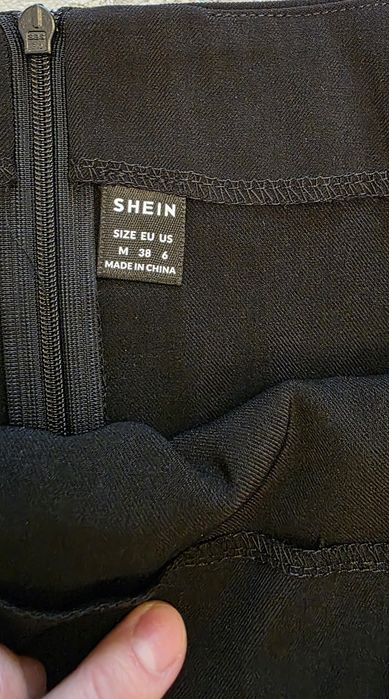 Fusta neagra Shein marime M noua
