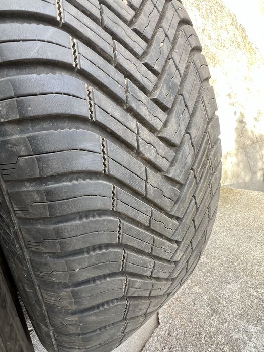 Nexen Nblue 4season 235 60 17 M+S