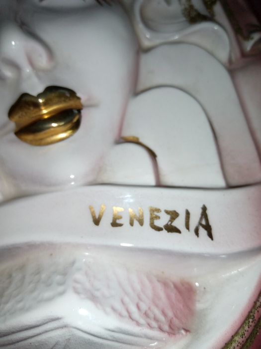 Фарфоровая маска Венеция