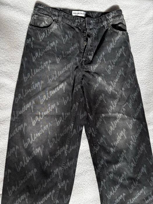 BALENCIAGA Script All-Over Logo Jeans / Черни Маркови Дънки (Размер 25 / XS-S)
