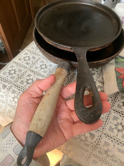 Чугунные сковородки