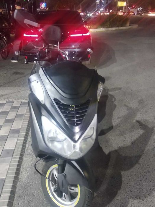 Мопед бензиновий