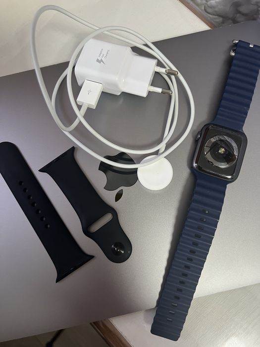 Apple Watch Series 5 44mm
