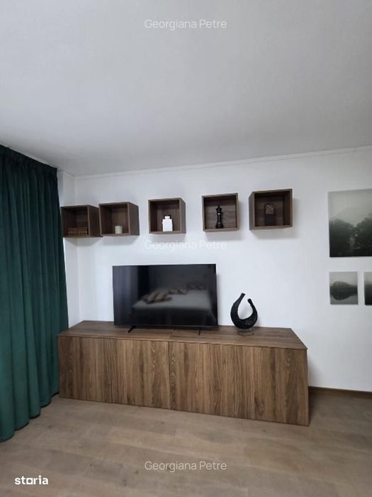 Garsoniera decomandata de inchiriat / Prima inchiriere / Zona Piata Un