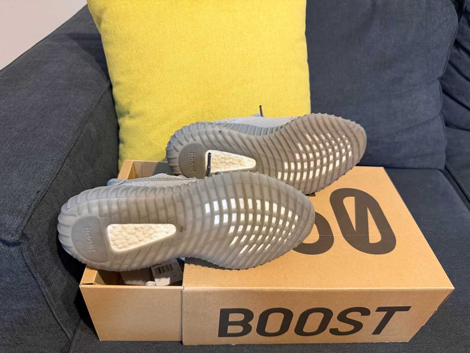 Yeezy Boost 350 V2 "Steel Grey"