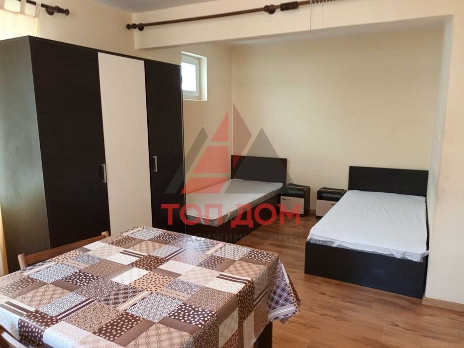 Дава се под наем Двустаен апартамент в Варна, Център - 50 кв.м за 357 € - Снимка #1