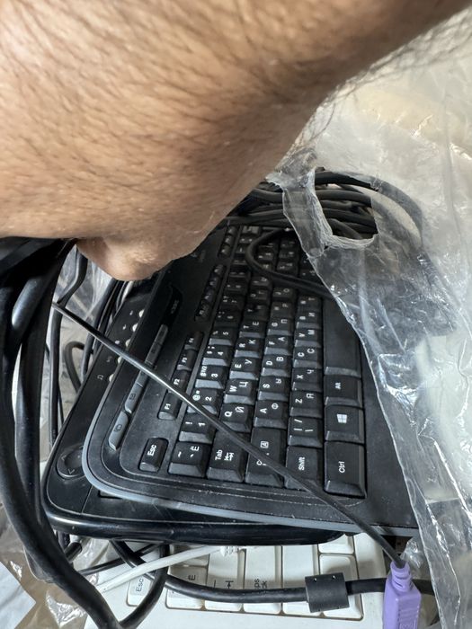 Клавиатуры б/у на выбор