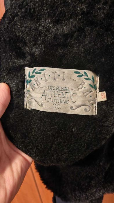 Кожен черен кожух