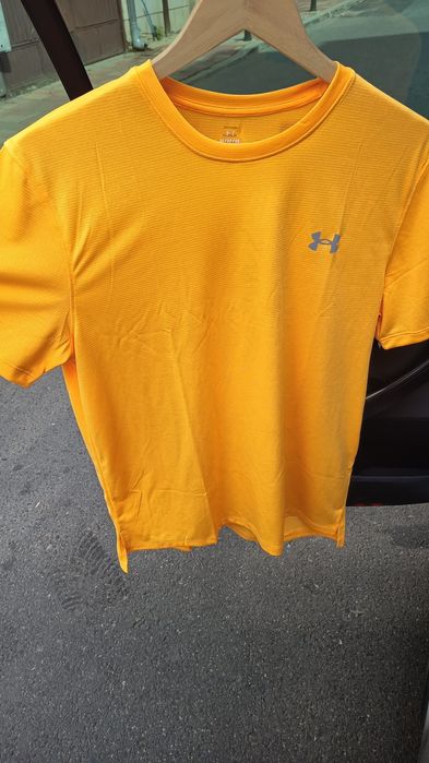 Tricouri UnderArmour