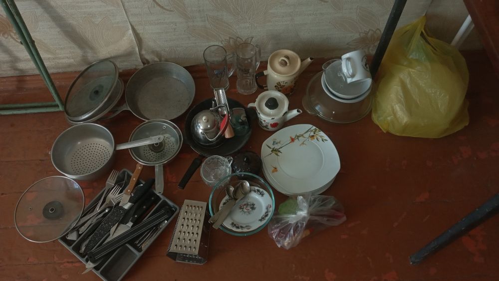 Стол не дорого из дерево