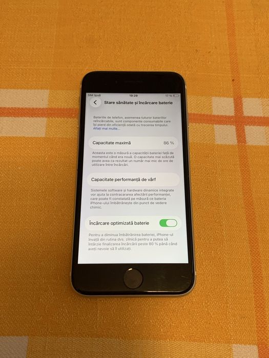 Iphone SE 2020 . Iphon se 2 baterie 86%