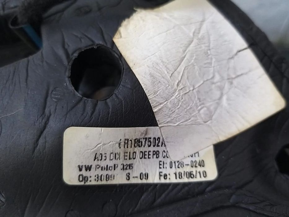 Oglinda electrica dreapta vw polo 6r pentru piese 6r1857502